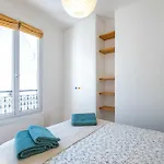 6 Guest Flat - Martyrs Parijs